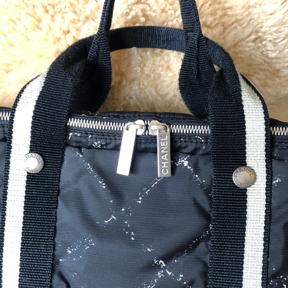 💕ONE DAY SALE! Beautiful Auth Chanel Bag!💗 - Picture 6 of 6